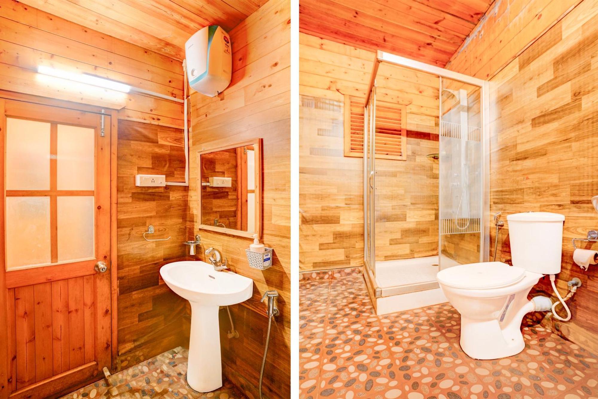 Super Townhouse Morjim Otel Dış mekan fotoğraf